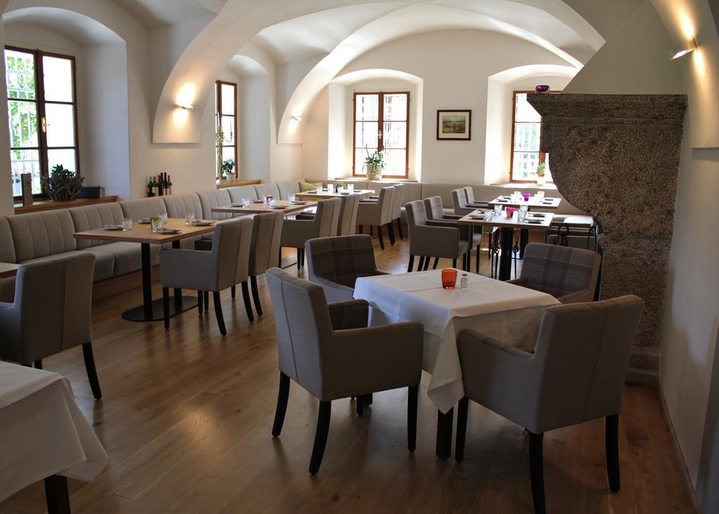 Suiten Schloss Finkenstein Godersdorf Ngoại thất bức ảnh
