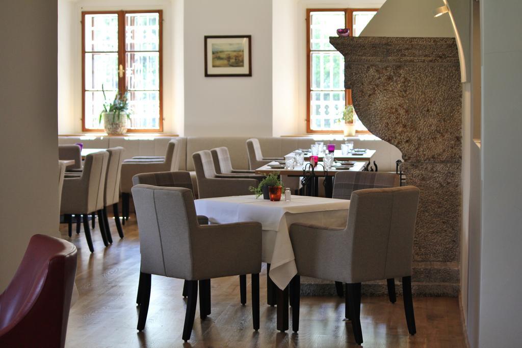 Suiten Schloss Finkenstein Godersdorf Ngoại thất bức ảnh